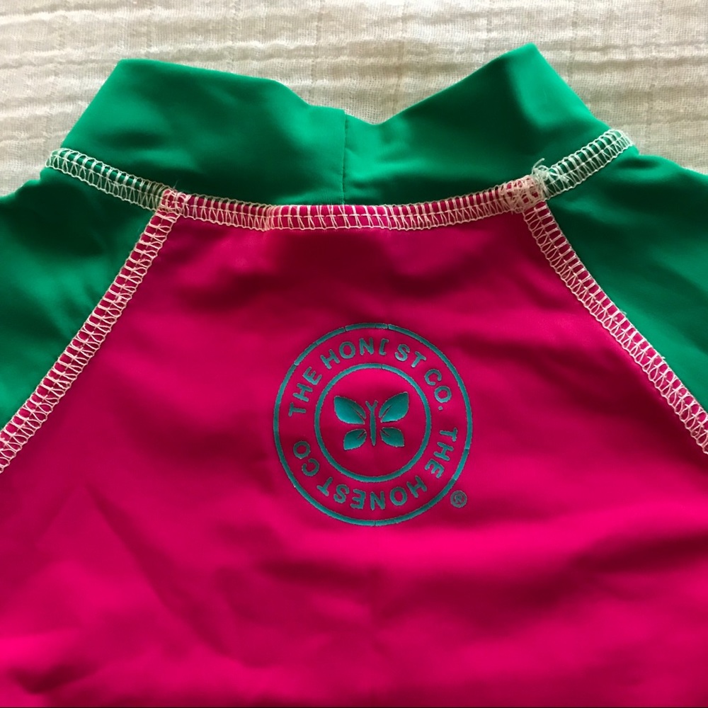 NWOT - Honest Company Rash Guard